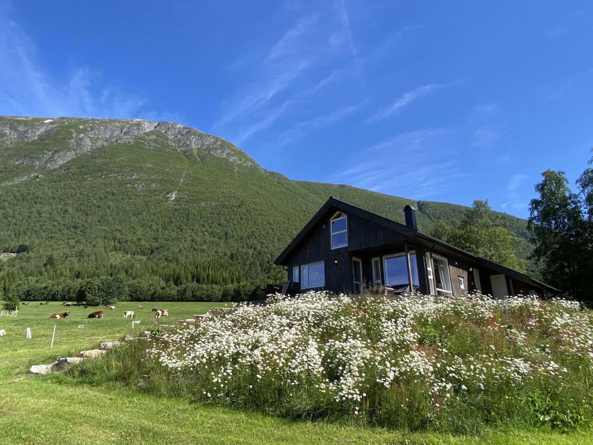 Heinali Hytta Vila Isfjorden Exterior foto